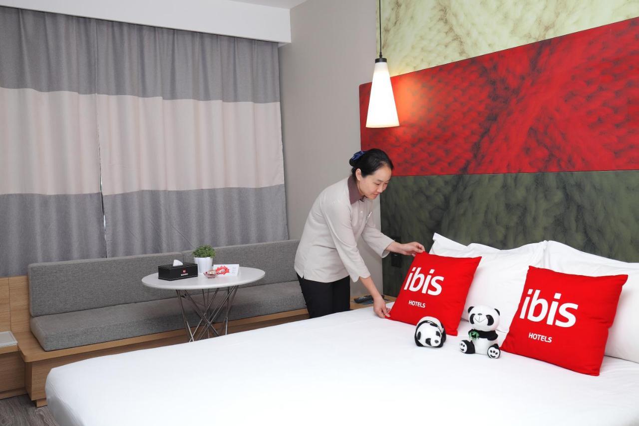 Hotel Ibis Ya An Langqiao à Ya'an Extérieur photo